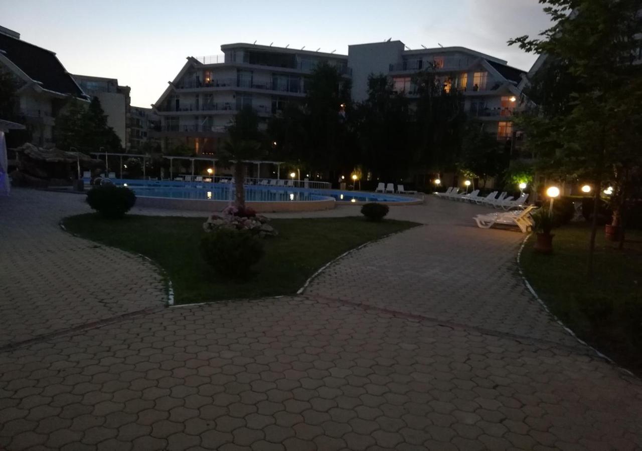 Charis Cozy Family Apart At Sun Village Complex Close To The Beach Sunny Beach Eksteriør billede