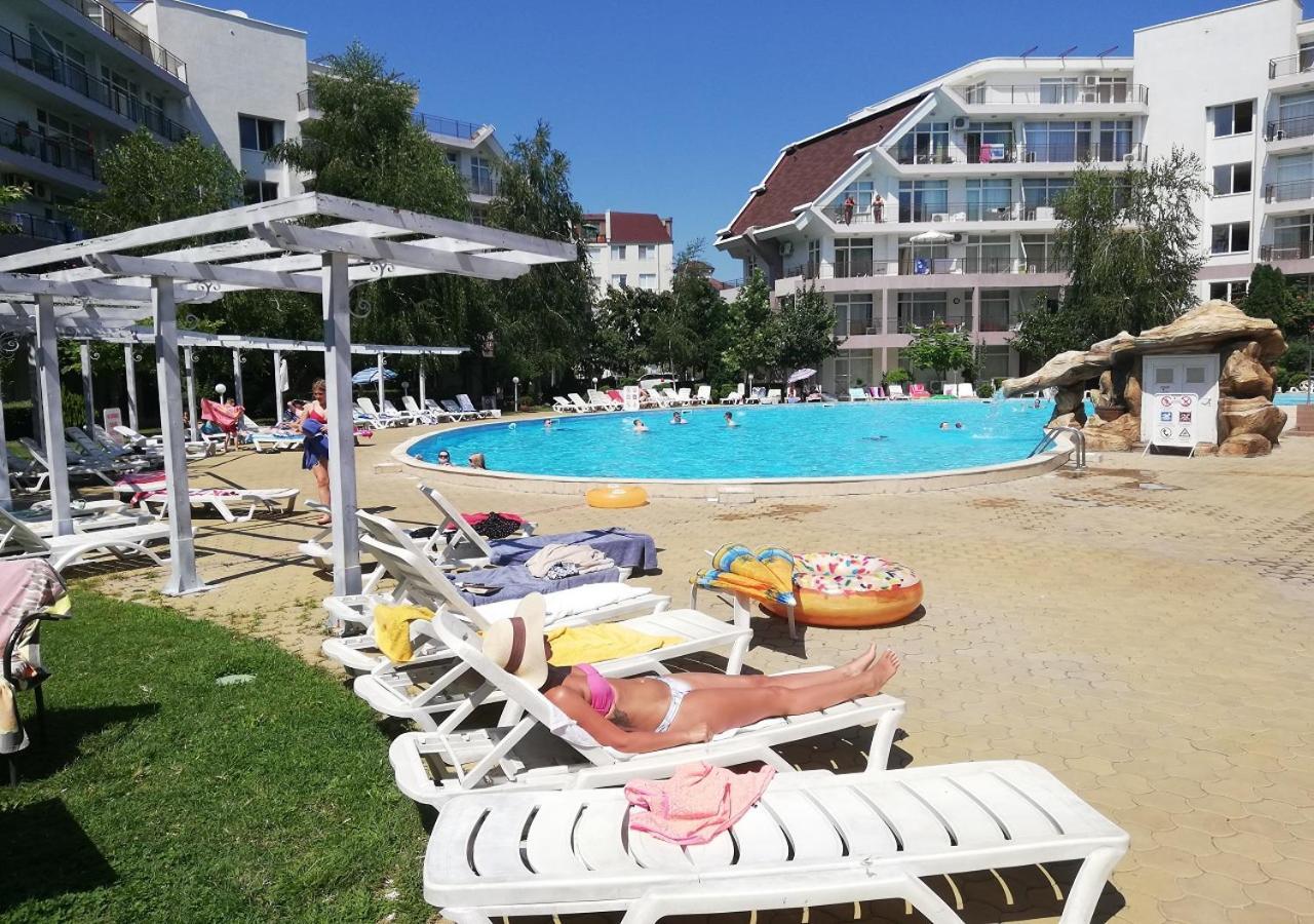 Charis Cozy Family Apart At Sun Village Complex Close To The Beach Sunny Beach Eksteriør billede