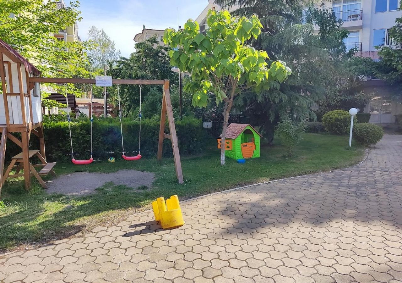 Charis Cozy Family Apart At Sun Village Complex Close To The Beach Sunny Beach Eksteriør billede