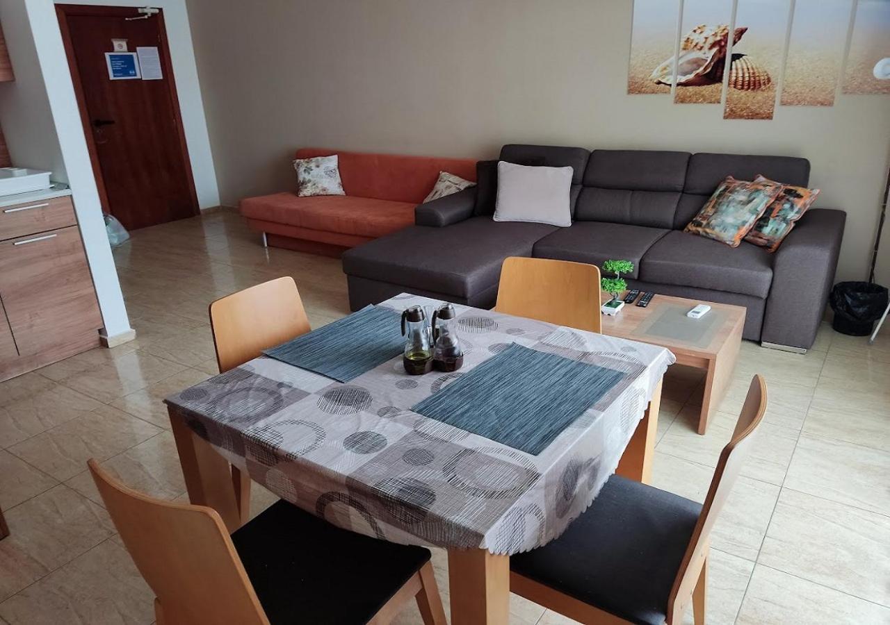 Charis Cozy Family Apart At Sun Village Complex Close To The Beach Sunny Beach Eksteriør billede